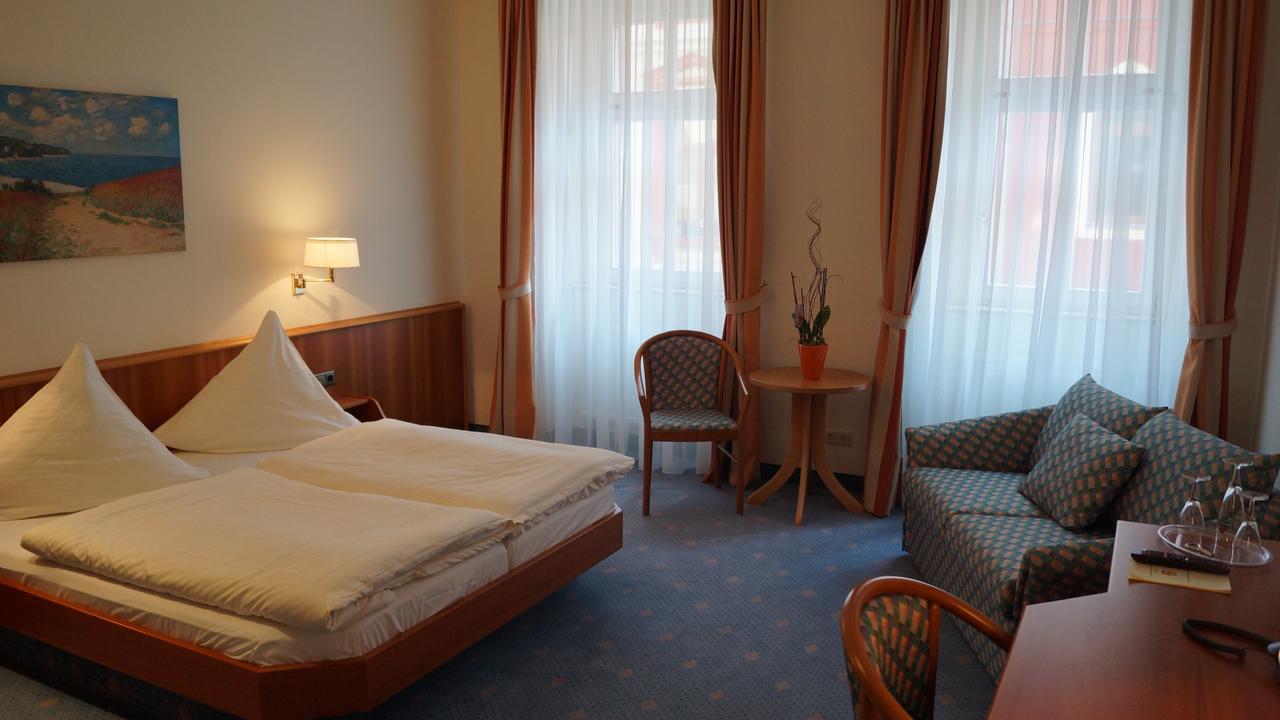 Hotel Goldener Loewe Waldheim Pokoj fotografie